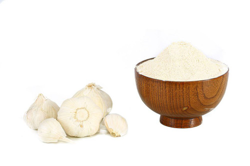 پودر سیر آسوپرتوالبرز از سیر طبیعی و خالص تهیه شده و مناسب برای طعمدهی به انواع غذاها، سوپها، سسها و دسرها است. این محصول بدون افزودنیها و مواد نگهدارنده بوده و بستهبندی مقاوم آن طعم اصیل سیر را حفظ میکند.